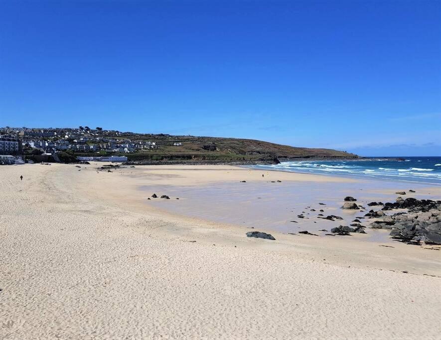 Villa High Quality Detached House With Parking St. Ives Extérieur photo